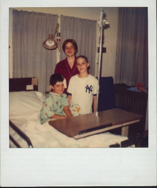 20065_298477407034_2467321_n